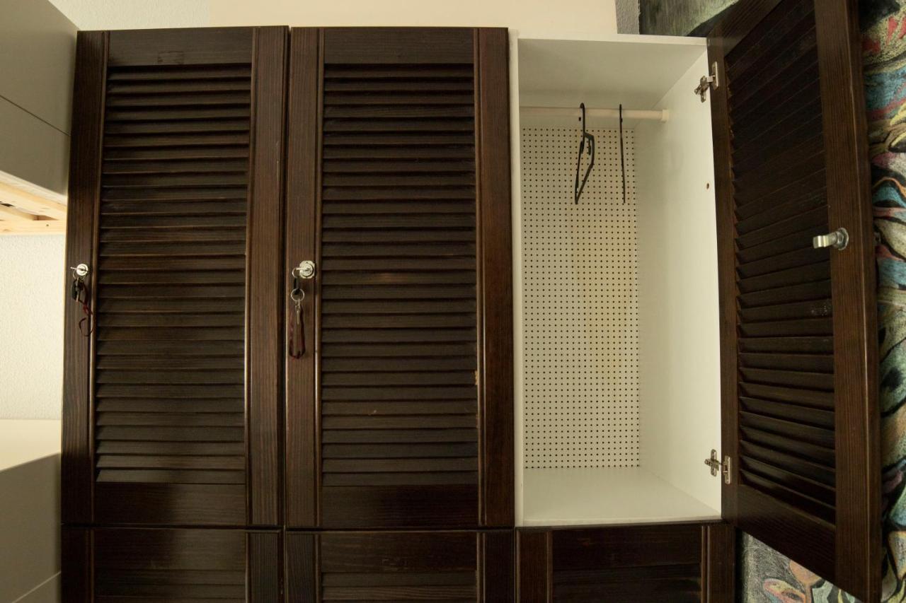 Habitacion Familiar Apartment Madrid Exterior photo