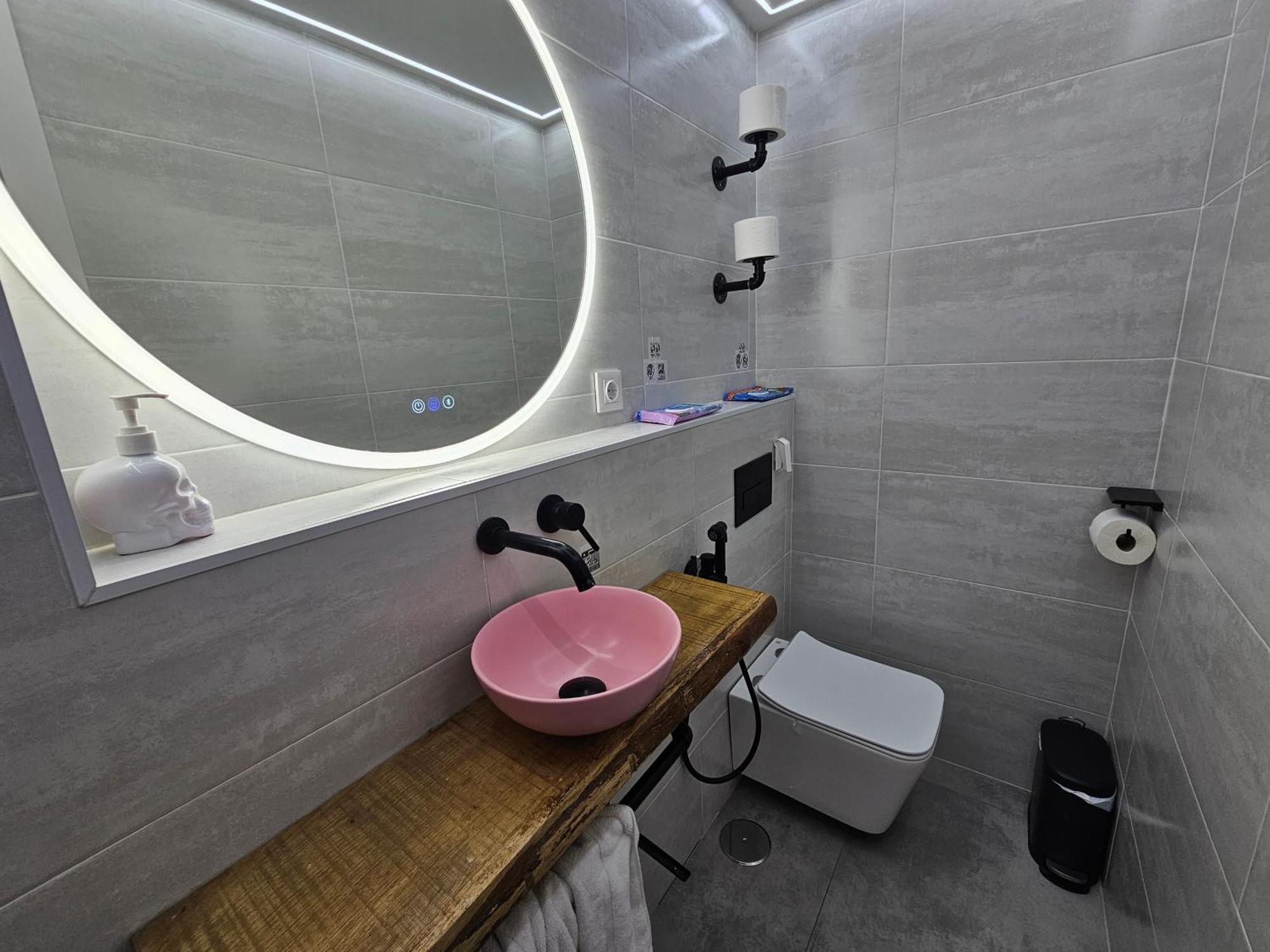 Habitacion Familiar Apartment Madrid Exterior photo